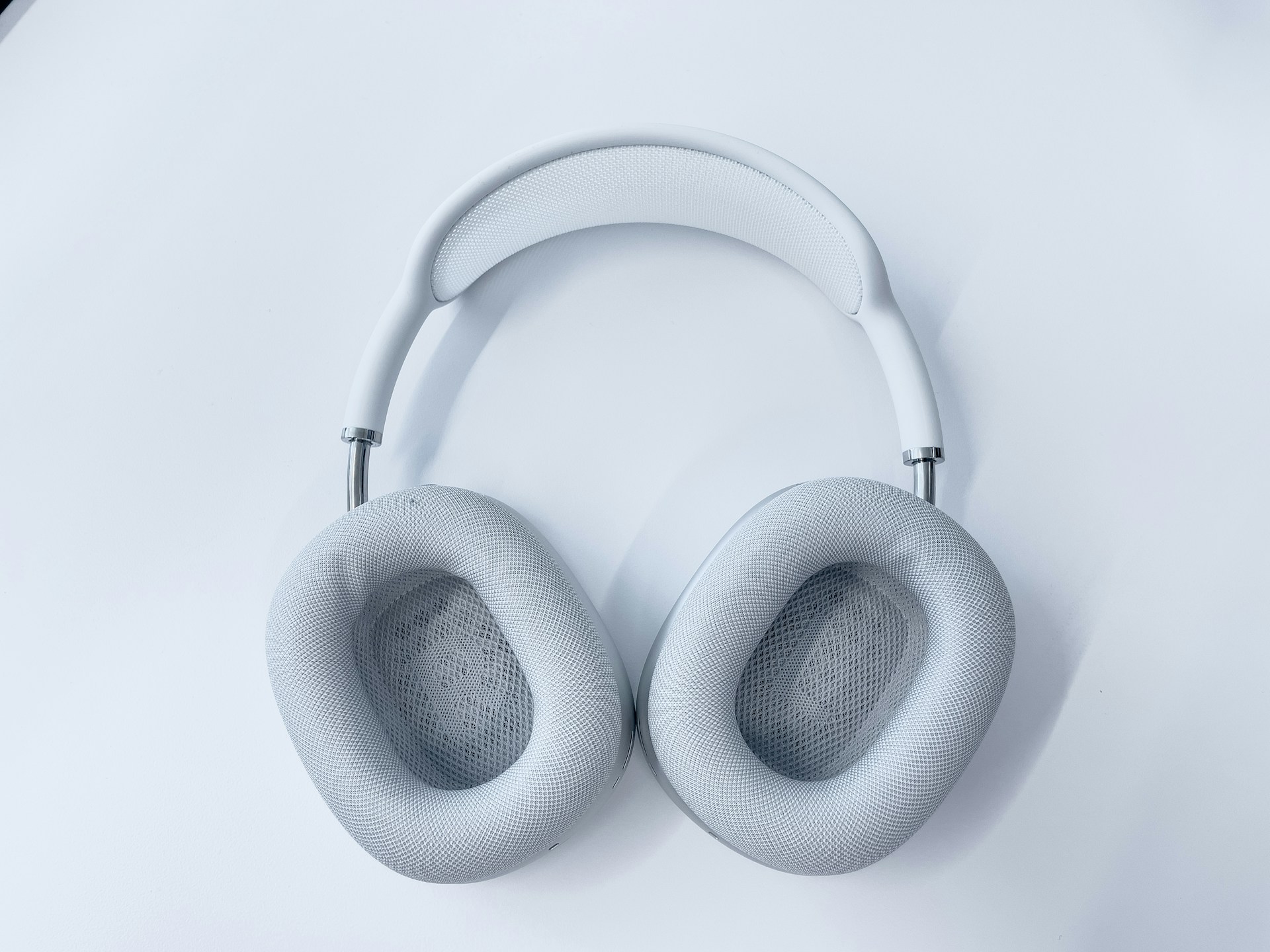 Model Air Wireless Headphones